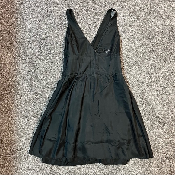 Nicole Miller satin dress. - Picture 8 of 11